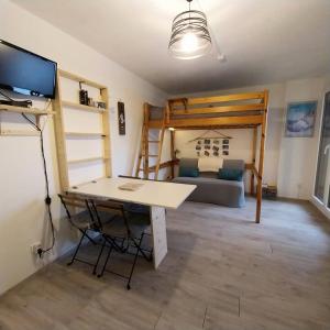 Appartements Residence Comete - Superbe studio de 4 couchages a Reallon 114C MAE-4171 : photos des chambres