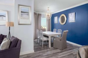 Two-Bedroom Condo with Ocean View room in Royale Palms Condominiums