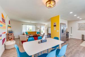 Hot Tub and Patio Desert Getaway in Joshua Tree!