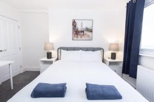 Coastal Charm 1br Flat Near The Sea Street Parking