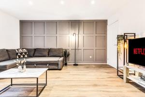 Stylish Apartment in Coventry Center With Free Parking