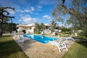 Villa Torricella Pool and Sunny Garden - Happy Rentals - 韦列