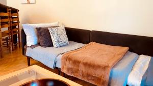 KingstonStays The Neighbourhood, Expansive loft, free parking