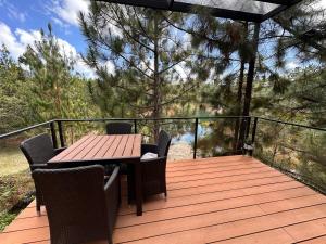 Cozy escape, lake view