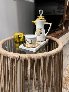 استديو فندقي راقي داخل كومباوند بيفرلي هيلز الشيخ زايد