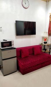 Affordable Spacious Bedroom & Bathroom near DVO Airport