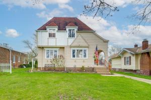 Inviting Vacation Home 2 Mi to Mill Creek Falls!