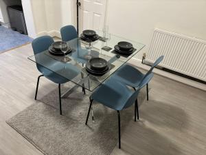 Cosy 2-bed NR New Cross Hospital