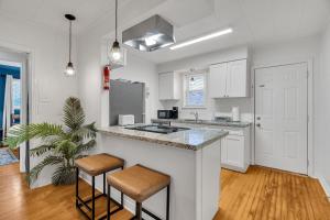 Cozy Hideaway by FQ MG Stay NOLA FEST!