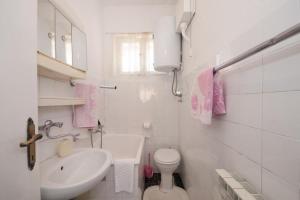 Two Bedroom Apartment with Terrace A1