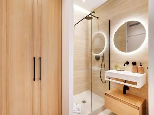 Authentic apartment - 3BR 6P - Moulin Rouge