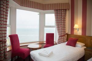 Double Room with Bay View