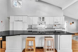 Private King Bedroom with Private Bath and Loft