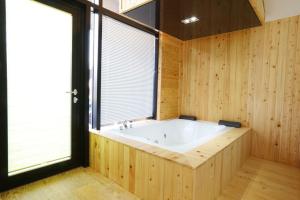 Mungyeong Arten Pool Villa