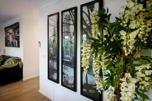 Central Riverside Apartment - Modern Convenience