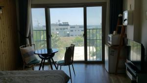 J cube home stay n pension