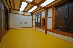 Pungryuheon Hanok private house