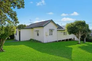 Almare 7 Gowing Street - Crescent Head