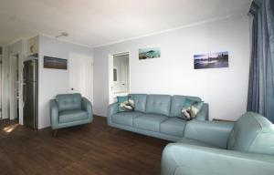 Beachfront 1 25 Willow Street