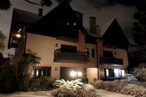 Apartamento 3 dormitórios no Condomínio Lage de Pedra em Canela