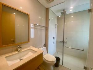 Panoramic Ocean View Corner Apartment