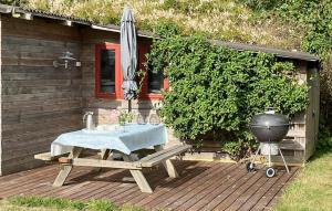 Two-Bedroom Holiday Home In Skibby