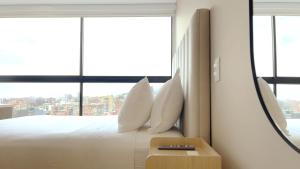 Moderno Loft con Vistas Panorámicas de la Ciudad