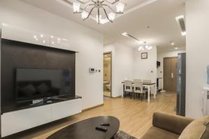 Luxury Apartment in Vinhomes Metropolis Hanoi