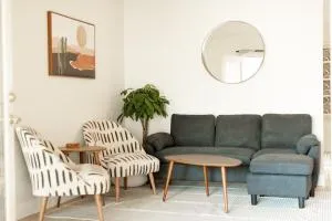 Next Getaway Home-3 Rooms, 4 Bed, 2 Bath, Backyard - Mesa