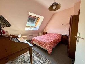 Maisons de vacances Maison spacieuse a Carnac, 5 pieces, 5000m² jardin, animaux OK, parking, proche plages - FR-1-377-96 : photos des chambres