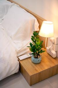 Phòng Giường Đôi Hạng Bình Dân (Budget Double Room)