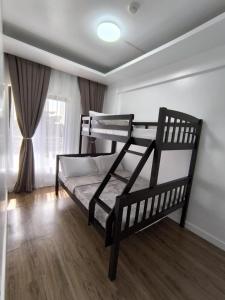 Comfy and Modernly Decorated 2 Bedroom Unit with free Parking