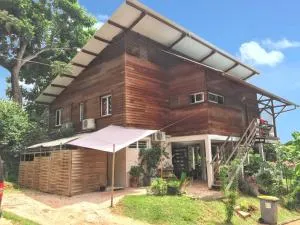 Studio avec piscine partagée à Cayenne de 32 m² - Bourda