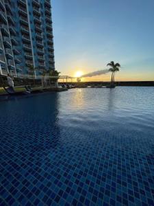 Lovely & Modern 1BR in Manila across Okada