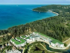 Kora Beach Resort Phuket - Layan pláž