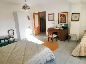 Charming Apartment in Vibo Valentia with Terrace, 60 m²