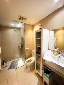 Luxurious 1BR in Bayshore w Sunset View near Okada