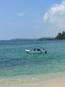 The tangalle chirp villa