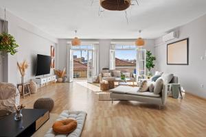 St Lazar Penthouse Apartment