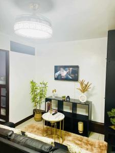 Two-bedroom Apartment near SM City , IT Park & Ayala Mall - N0 PARKING at Urban Deca Homes