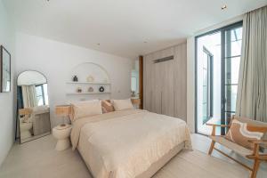 Villa Jenna - Exquisite 3BR Villa Close to Batu Belig Beach