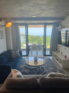 Coral Point Seaview Apartment
