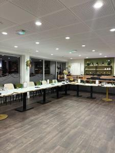 Hotels Cit'hotel Le Chris'tel hotel et restaurant : photos des chambres