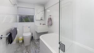 Bribie Beach Apartment