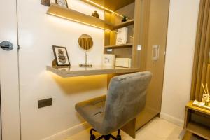 Beautifully Renovated Condo near Airport Samal SM