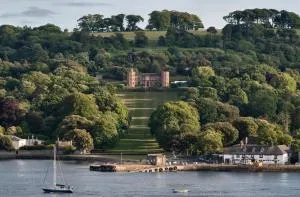 The Edgcumbe Arms - Torpoint