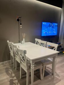 Apartment in the middle of Lofoten with a bakery next door