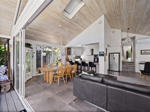 Ocean Greens Old Dunsborough