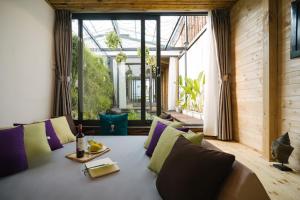 Oasis View Old Quarter Apartment