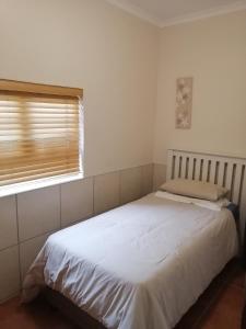 Cove Rock Lodge on Cowrie